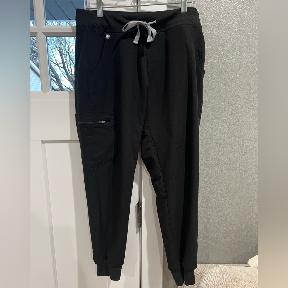 FIGS scrub pant
